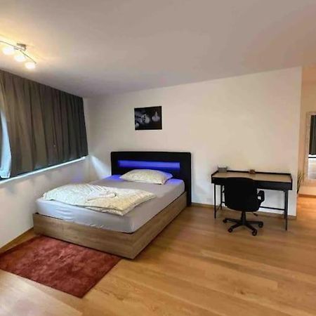 Neubau In Zuerich Oerlikon Apartment Bagian luar foto